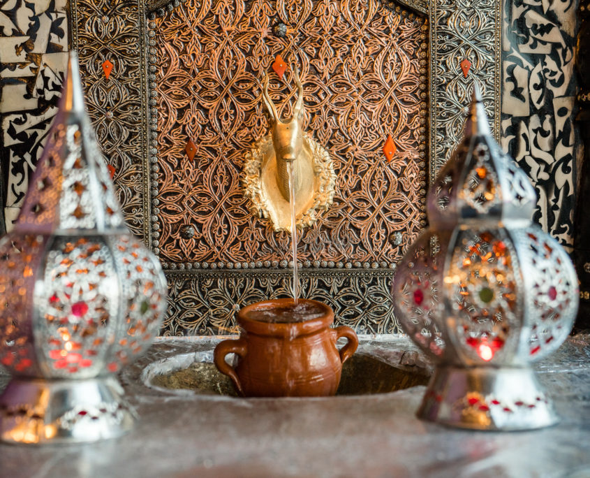 Salle, décoration orientale et plats du restaurant La Baie du Touareg à Nalinnes (photo 28 sur 83)