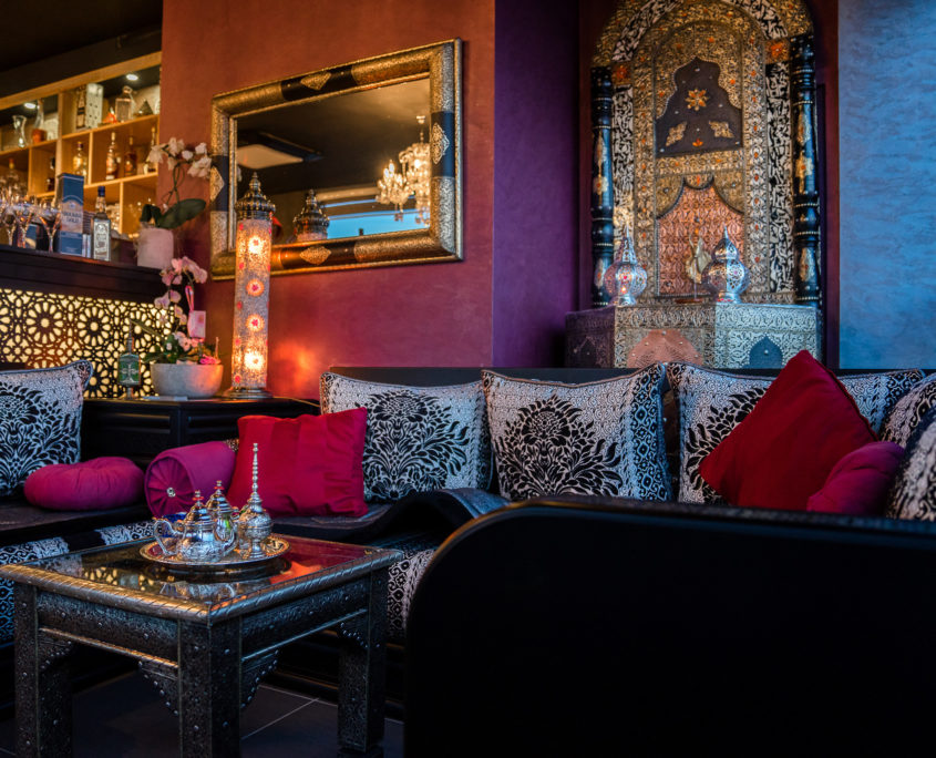 Salle, décoration orientale et plats du restaurant La Baie du Touareg à Nalinnes (photo 30 sur 83)