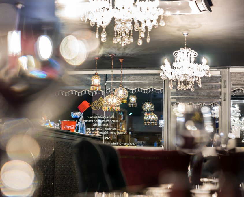 Salle, décoration orientale et plats du restaurant La Baie du Touareg à Nalinnes (photo 55 sur 83)
