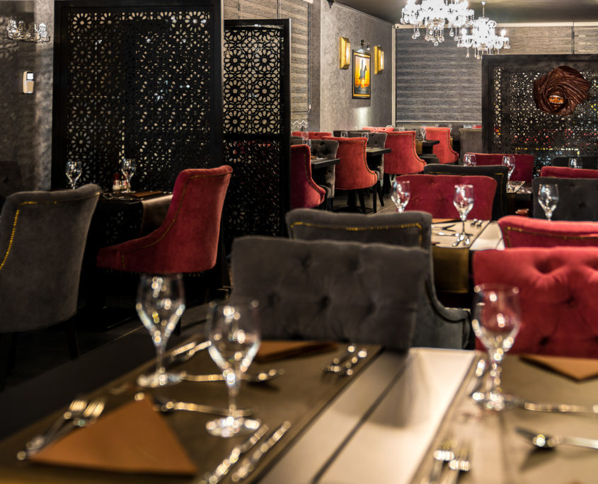 Salle, décoration orientale et plats du restaurant La Baie du Touareg à Nalinnes (photo 56 sur 83)
